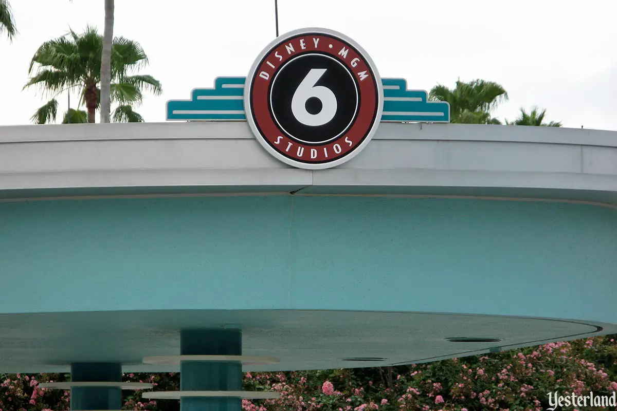 Disney-MGM Studios bus stop 6