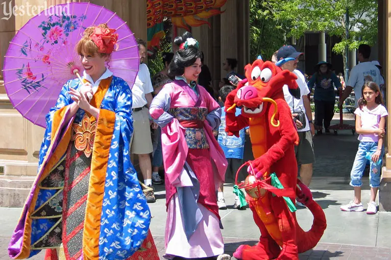 Mulan’s Chinese New Year Greetings at Disney California Adventure