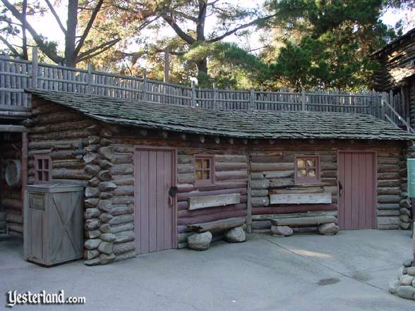 Photo of shuttered Fort Wilderness Canteen and Trading Post