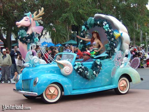 Hollywood Holly-Day Parade at Disney-MGM Studios