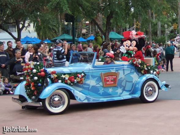 Hollywood Holly-Day Parade at Disney-MGM Studios