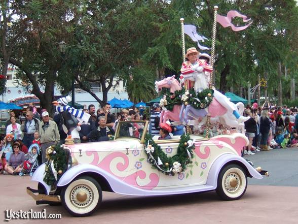 Hollywood Holly-Day Parade at Disney-MGM Studios