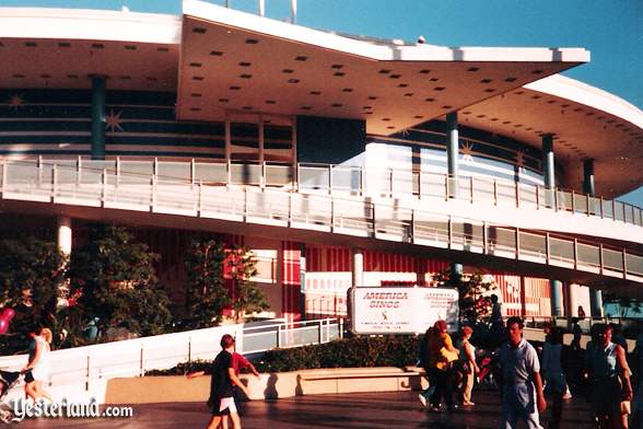 The Carousel Theater, home of America Sings