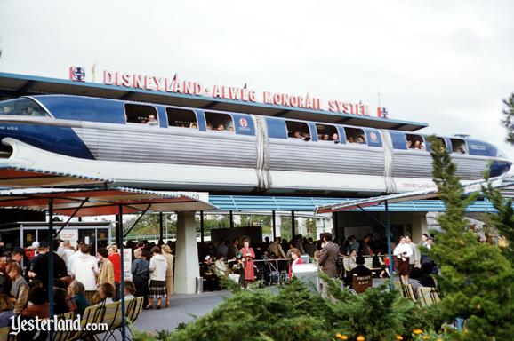 Photo of the Monorail Blue passing the Matterhorn