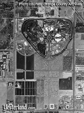 Thumbnail of Disneyland Aerial Photo, 1960