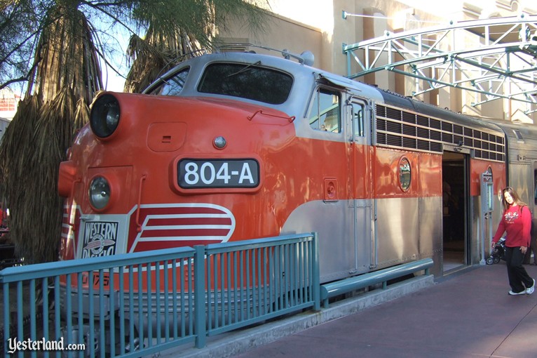 Bur-r-r Bank Ice Cream at Disney's California Adventure