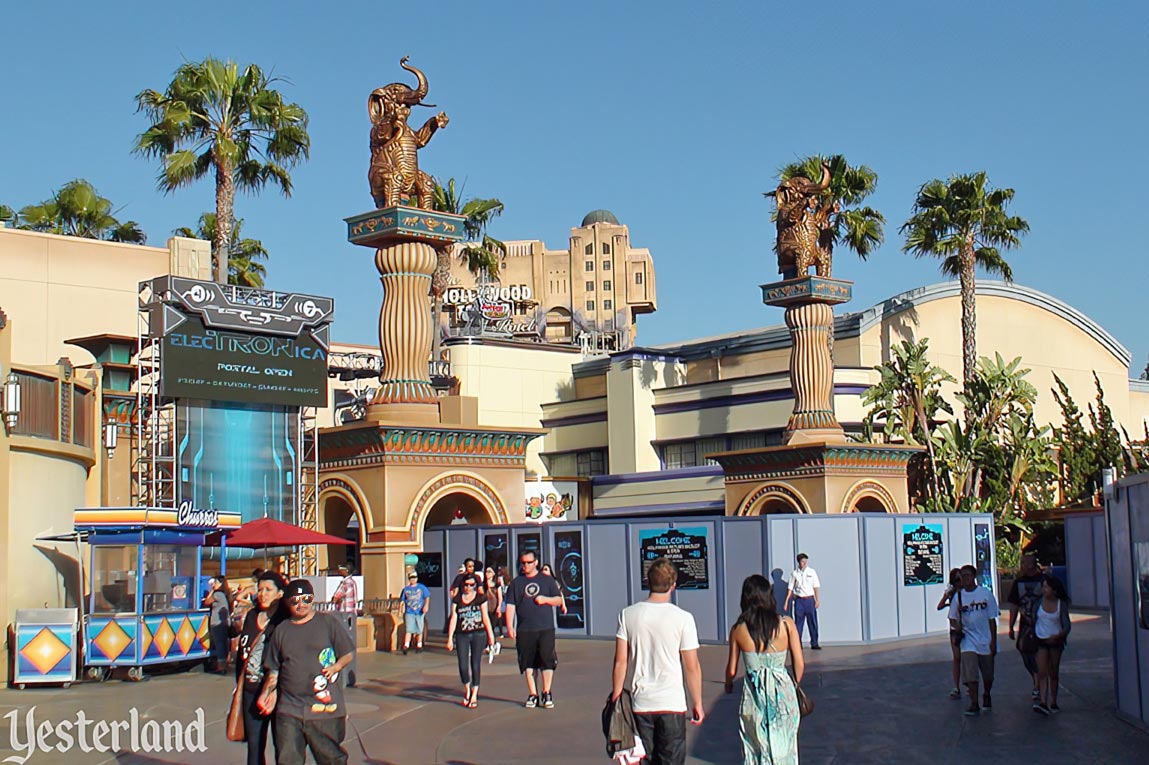 Hollywood Pictures Backlot Elephants at Disney California Adventure