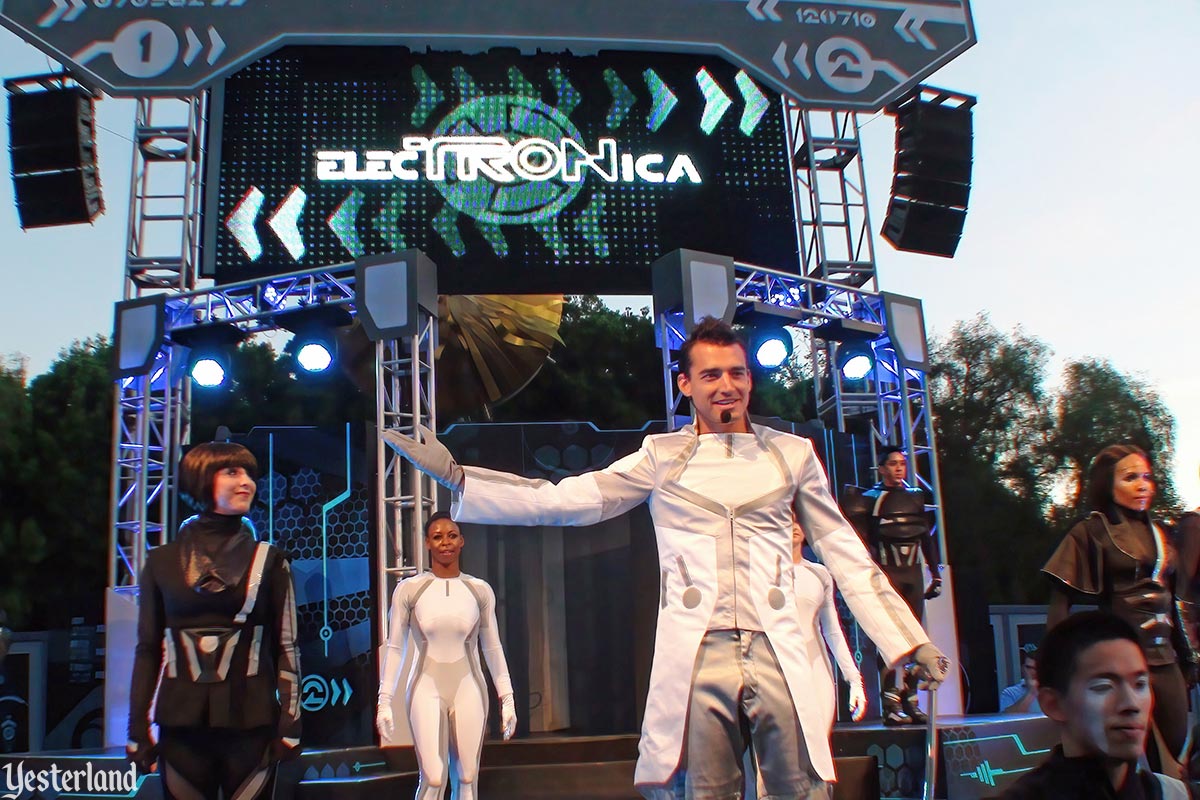 ElecTRONica at Disney California Adventure