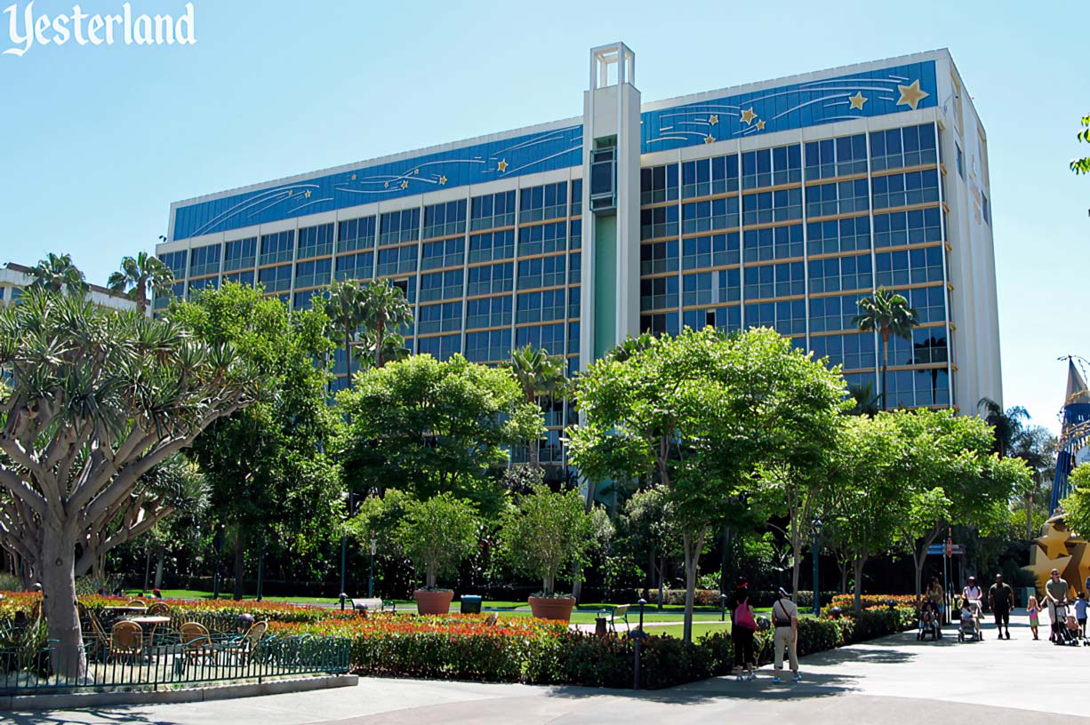 Disneyland Hotel - Then and Now, Part 2: 2007 and 2015