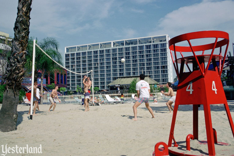 Disneyland Hotel - Then and Now, Part 1: The Wrather Years