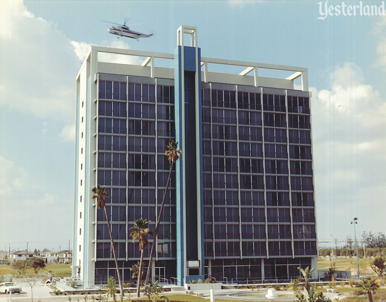 Looking Glass Elevator at the Disneyland Hotel