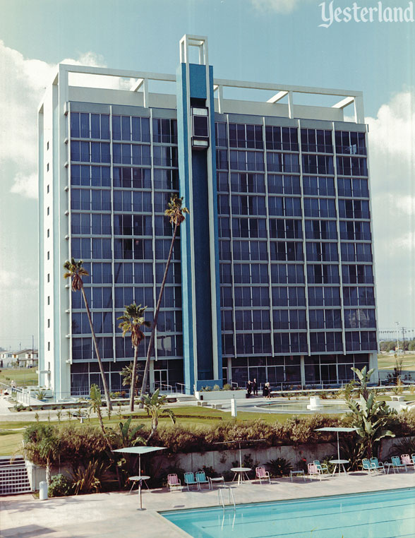 Looking Glass Elevator at the Disneyland Hotel