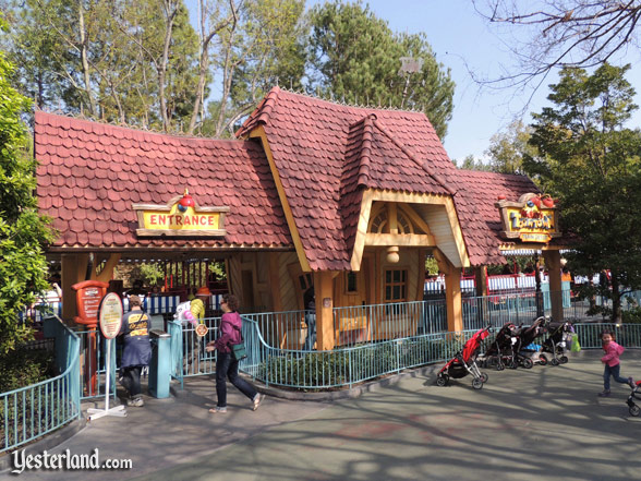 Photo of Toontown Train Depot