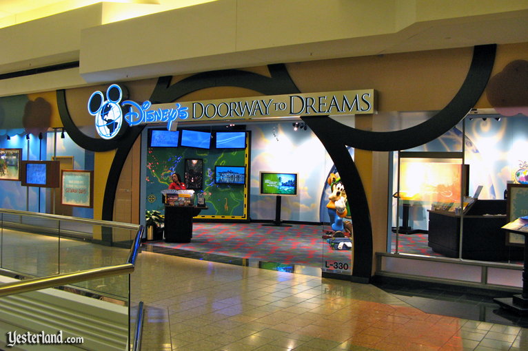 Disney's Doorway to Dreams at Woodfield Mall, Schaumburg, Illinois