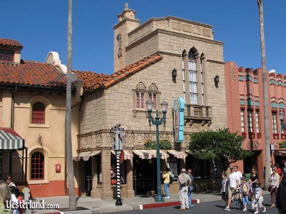 Adrian and Edith’s Head to Toe at Disney’s Hollywood Studios