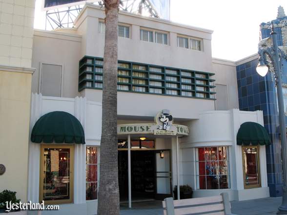 Mouse About Town at Disneys Hollywood Studios