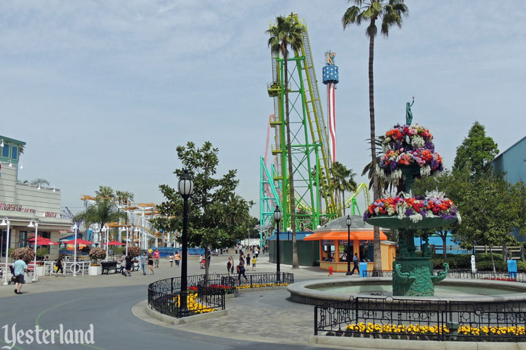 CBoardwalk Circle, Knott's Berry Farm