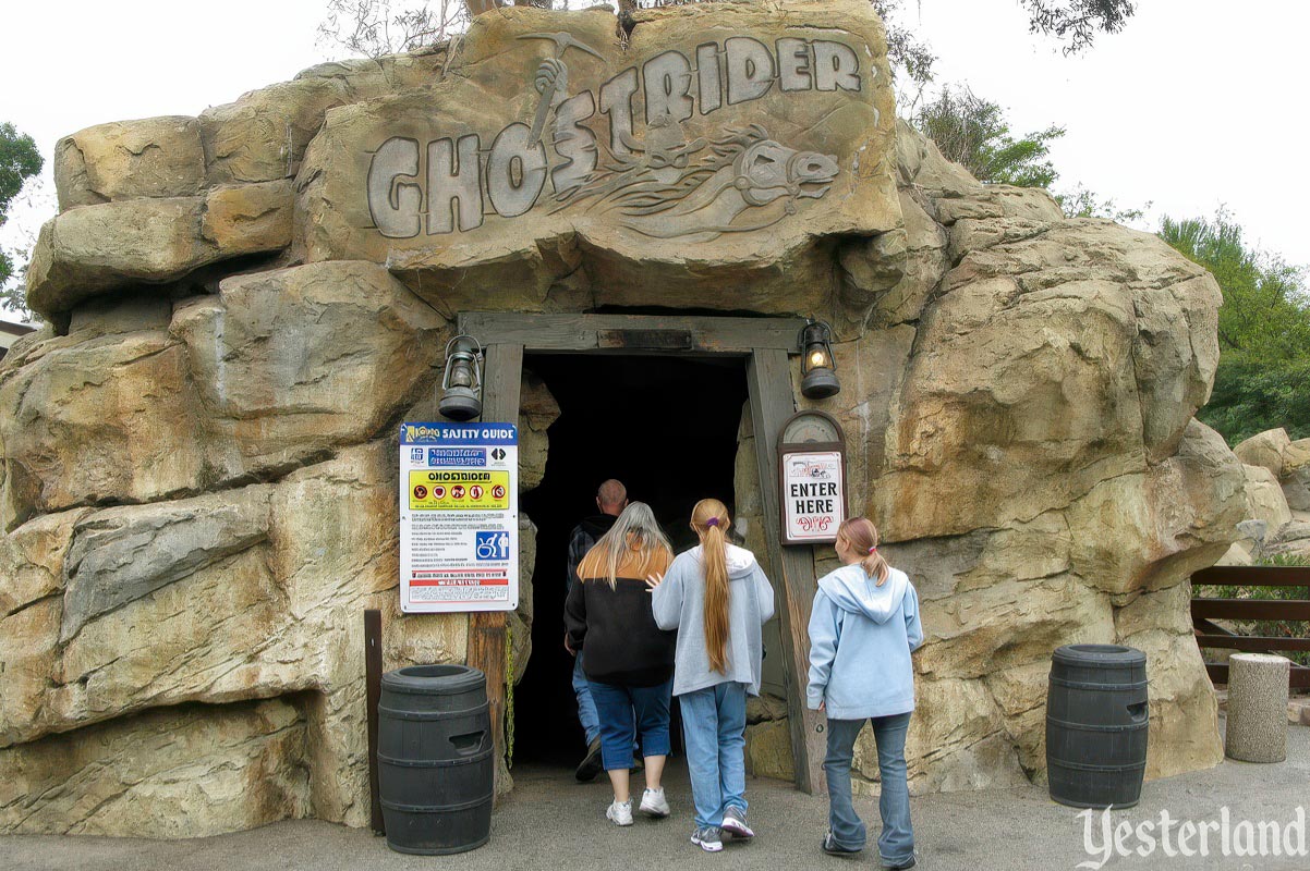 Pan For Gold at Knott's Berry Farm