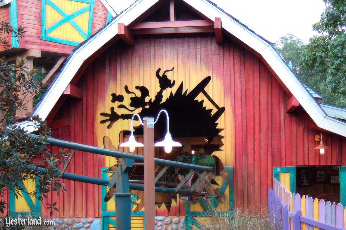 Image for article about Goofy’s Barnstormer