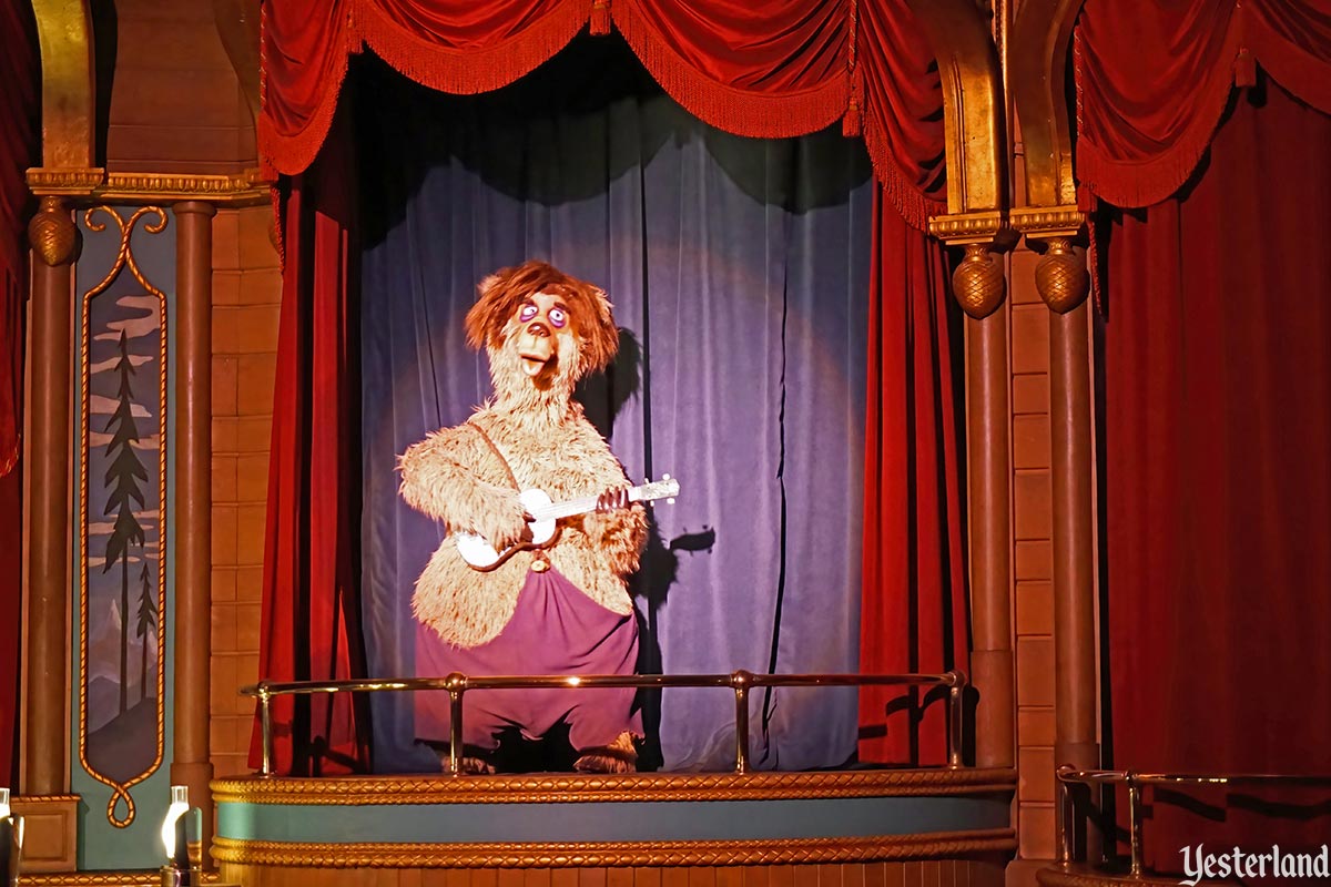 Country Bear Jamboree, the Original Show, at Magic Kingdom Park