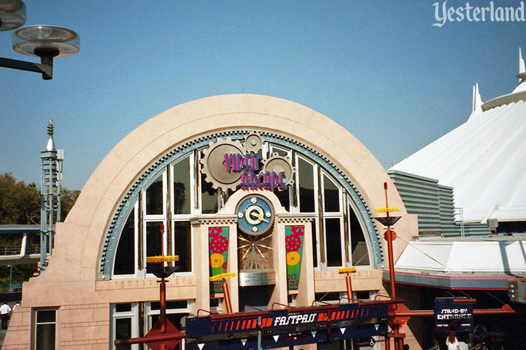 Yesterland Tomorrowland Light Power Co Arcade Tomorrowland Light Power Co Arcade, Disney World Light Fixtures
