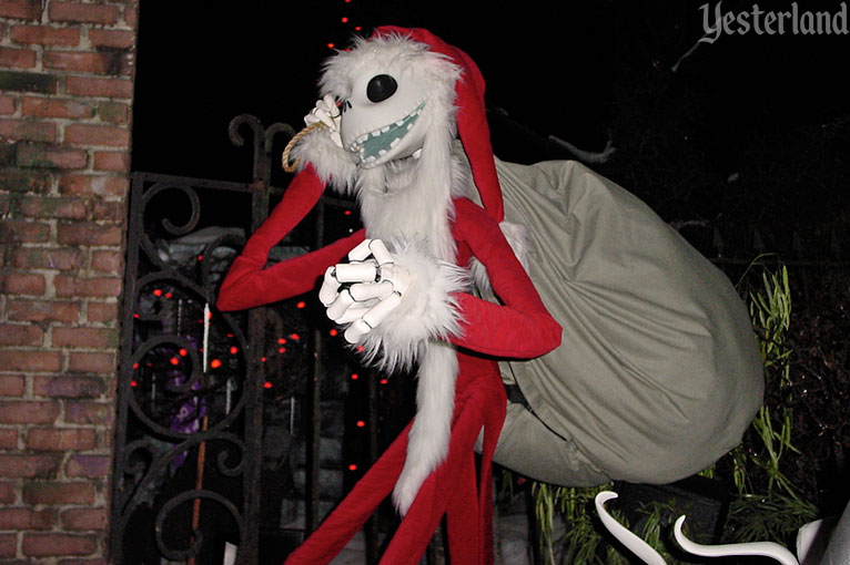 Haunted Mansion Holiday, Disneyland