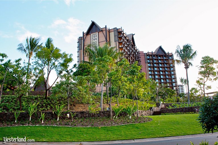 Aulani at Ko Olina at Yesterland.com