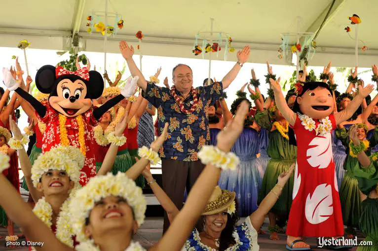 Photo of finale celebration at Disney Ko Olina ground breaking: © Disney