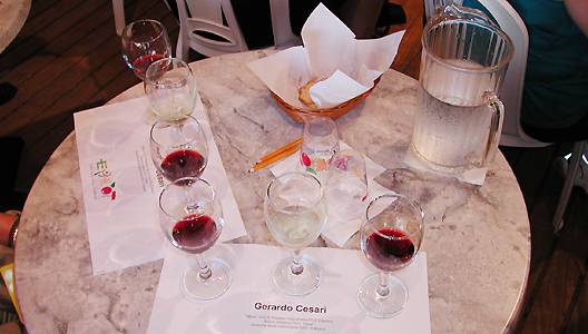 Photo of wine seminar table