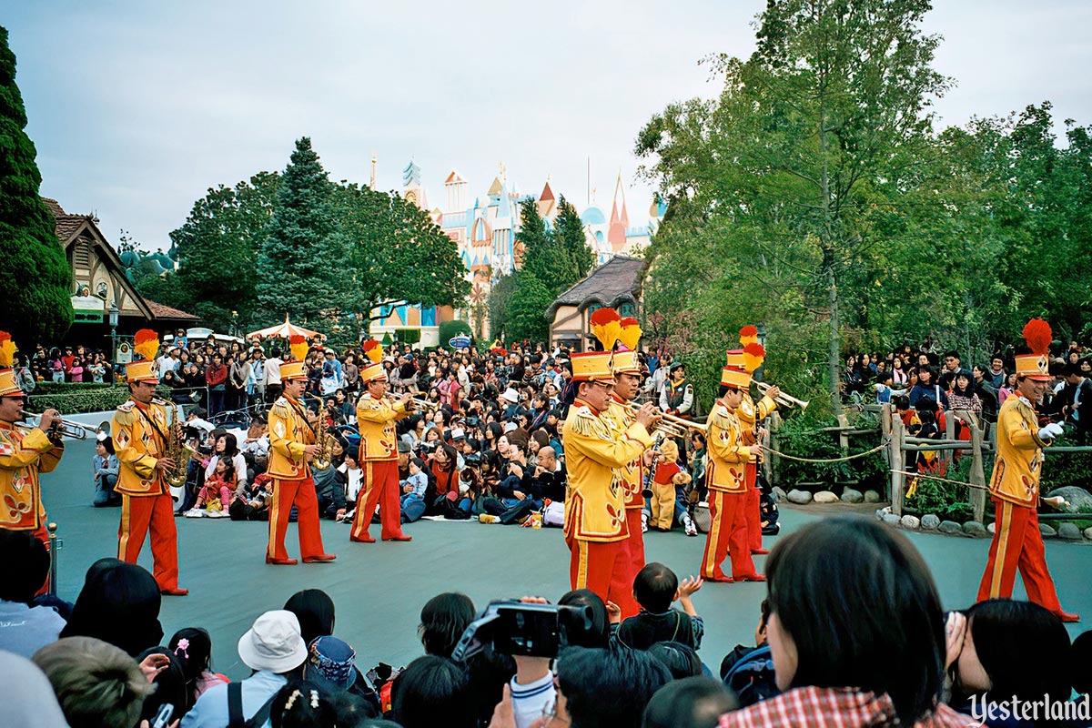 Disney on Parade at Tokyo Disneyland