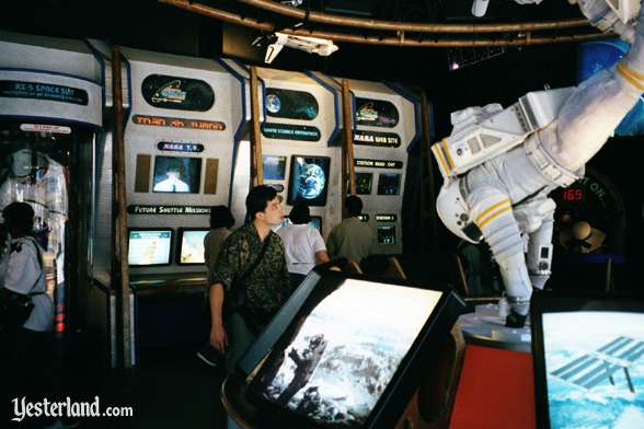 Photo of displays at the American Space Experience