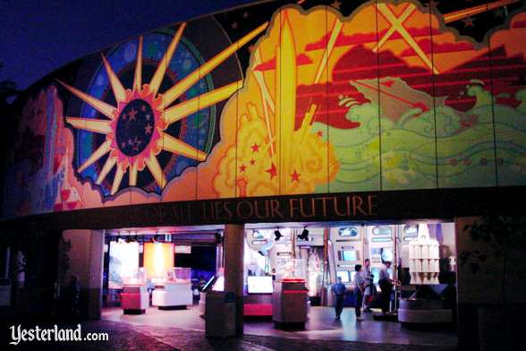 Photo of the American Space Experience, below the 1998 Tomorrowland mural