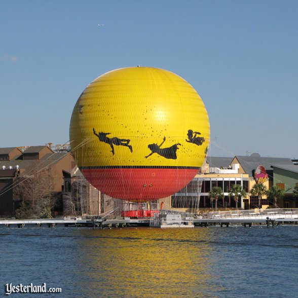 Aerophile AERO30NG tethered ballon